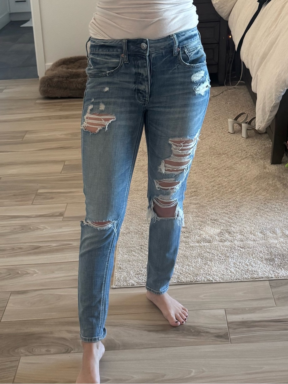 American Eagle Outfitters Light Blue Distressed Boyfriend Jeans